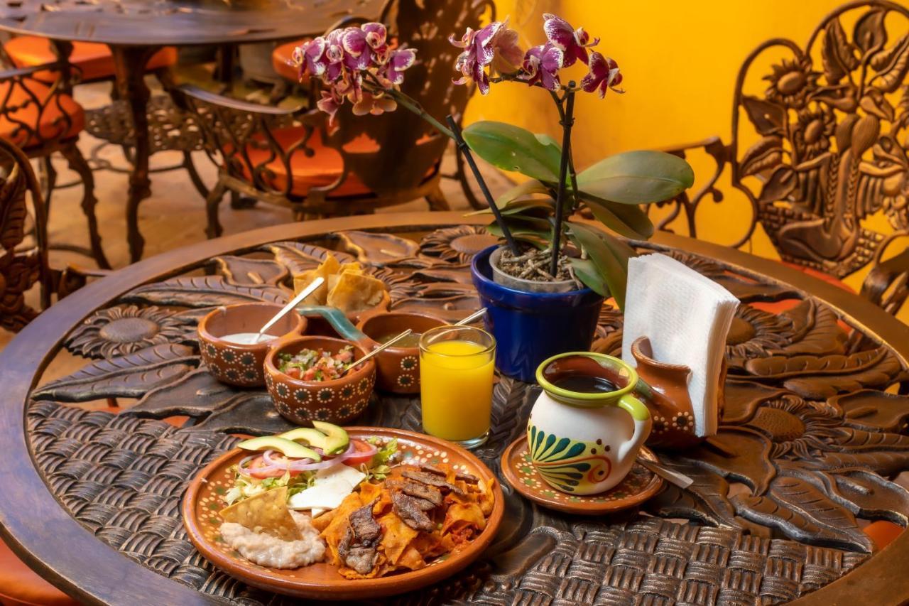 La Casona Chapala Hotel Exterior photo